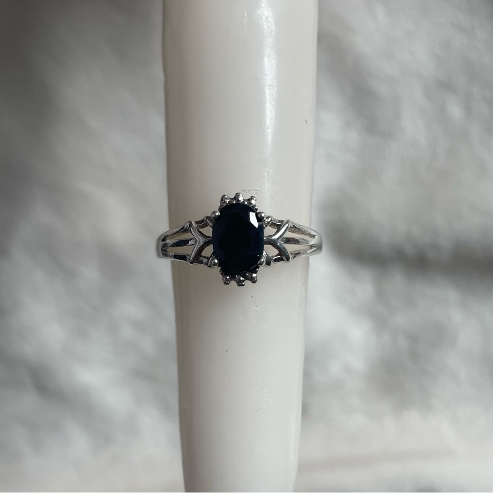 VTG Art Deco Style Sterling Silver Genuine Black Onyx Oval Scrolled Band size 6
